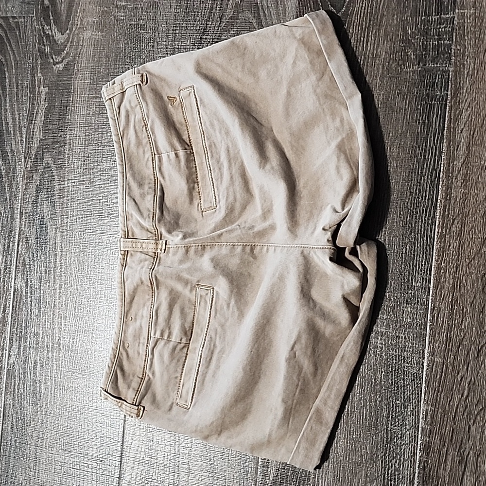 💋 American Eagle stretch Midi Shorts 💋 - Picture 5 of 5